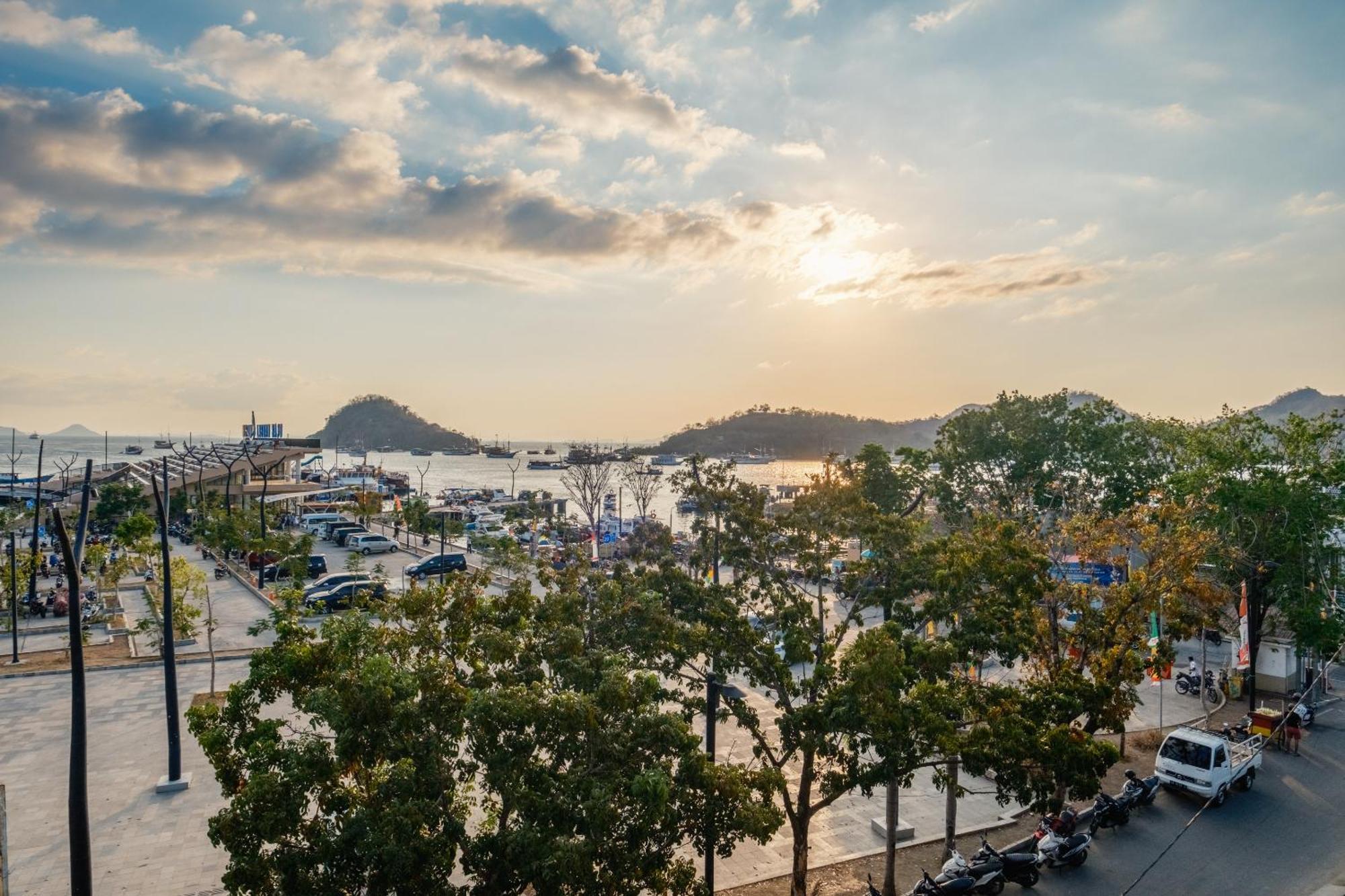 Dejavu 2.0 Hotel Bajo Komodo Labuan Bajo Dış mekan fotoğraf