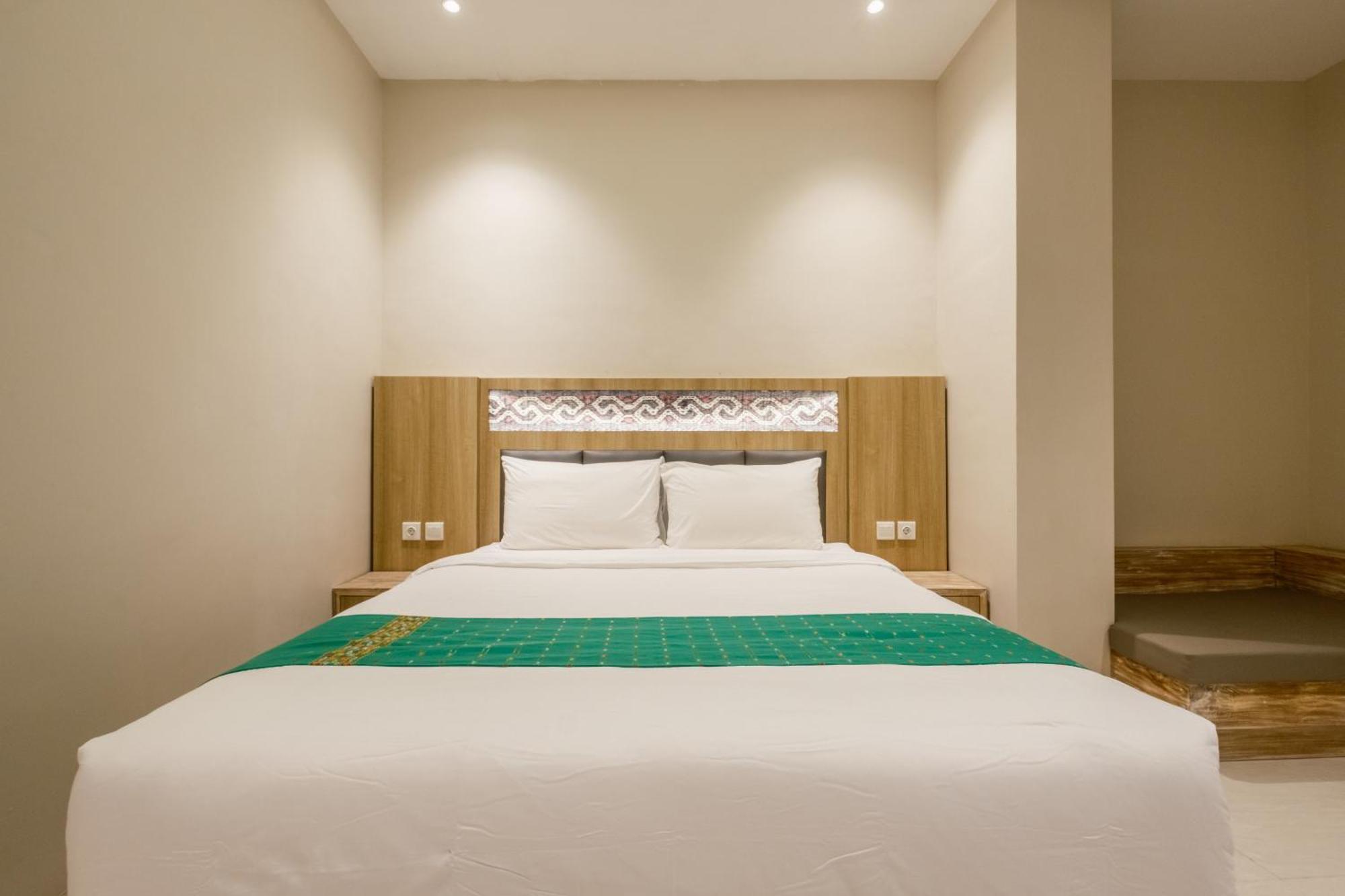 Dejavu 2.0 Hotel Bajo Komodo Labuan Bajo Dış mekan fotoğraf